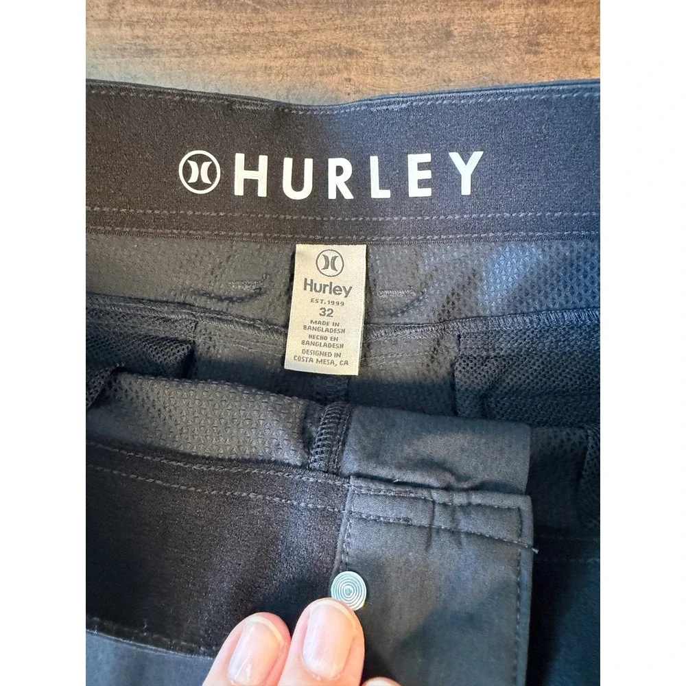 Hurley Trek Hybrid Shorts Mens 32 Black Water Repellent 4-Way Stretch NWT - Picture 2 of 3